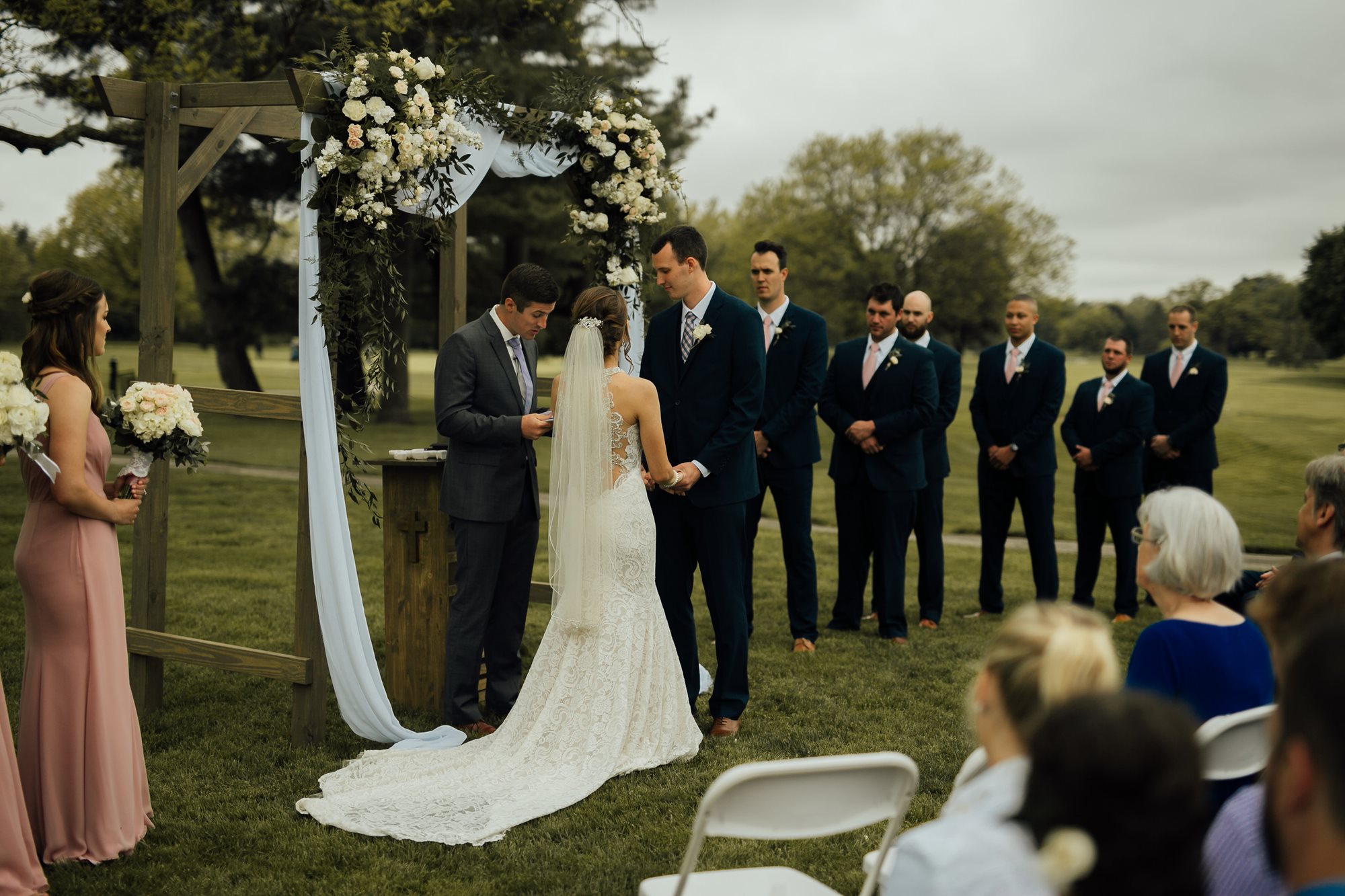 2018-5-Sammi-Travis-Ceremony-Grand-Rapids-Michigan-Wedding-Photographer-163