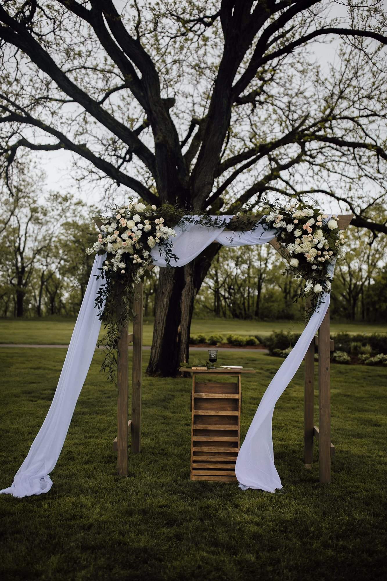 2018-5-Sammi-Travis-Ceremony-Grand-Rapids-Michigan-Wedding-Photographer-7